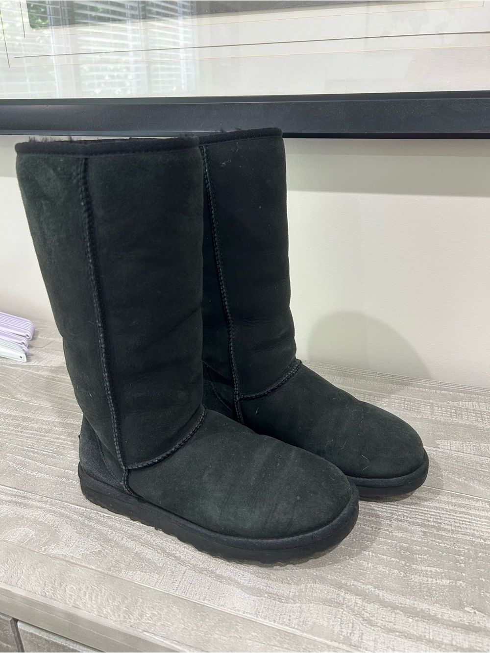 UGG Women's Tall Black Suede Winter Boots. Size 8